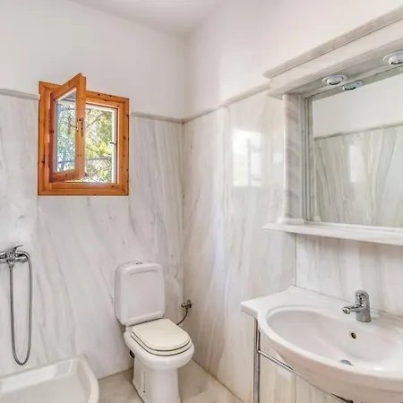 Sungarden Holiday home Aspro Chorio